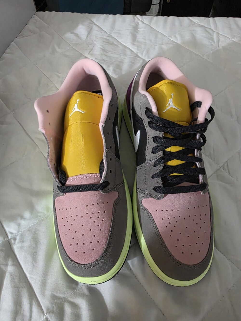 Jordan 1 Low  SE, Size 10m, New.  - Pink, Yellow, Gray, Lime